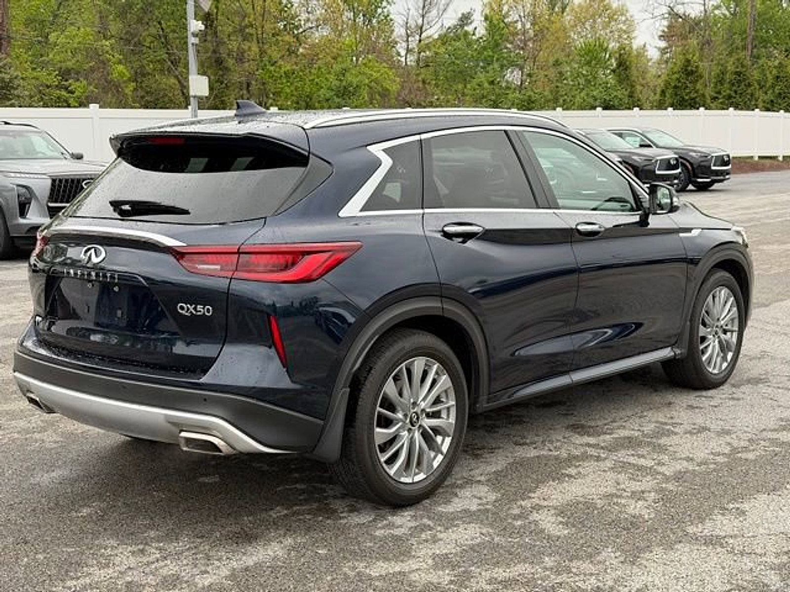 Used 2023 INFINITI QX50 Luxe AWD/4WD image 7