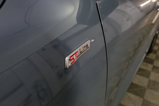 Used 2023 Ford Escape ST-Line w/ Tech Pack #1 image 7