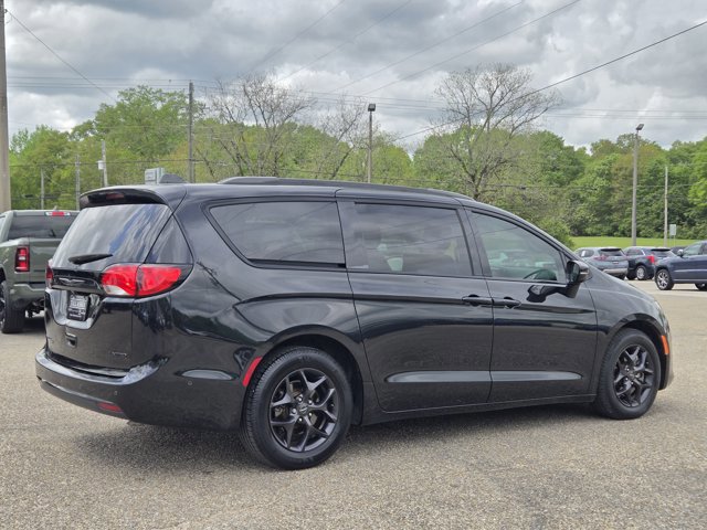 Used 2020 Chrysler Pacifica Limited w/ Advanced Safetytec Group image 7