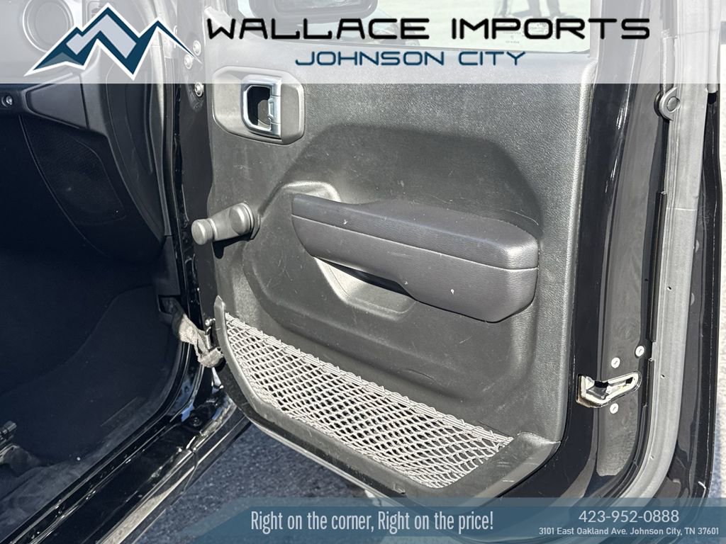 Used 2021 Jeep Gladiator Sport image 35