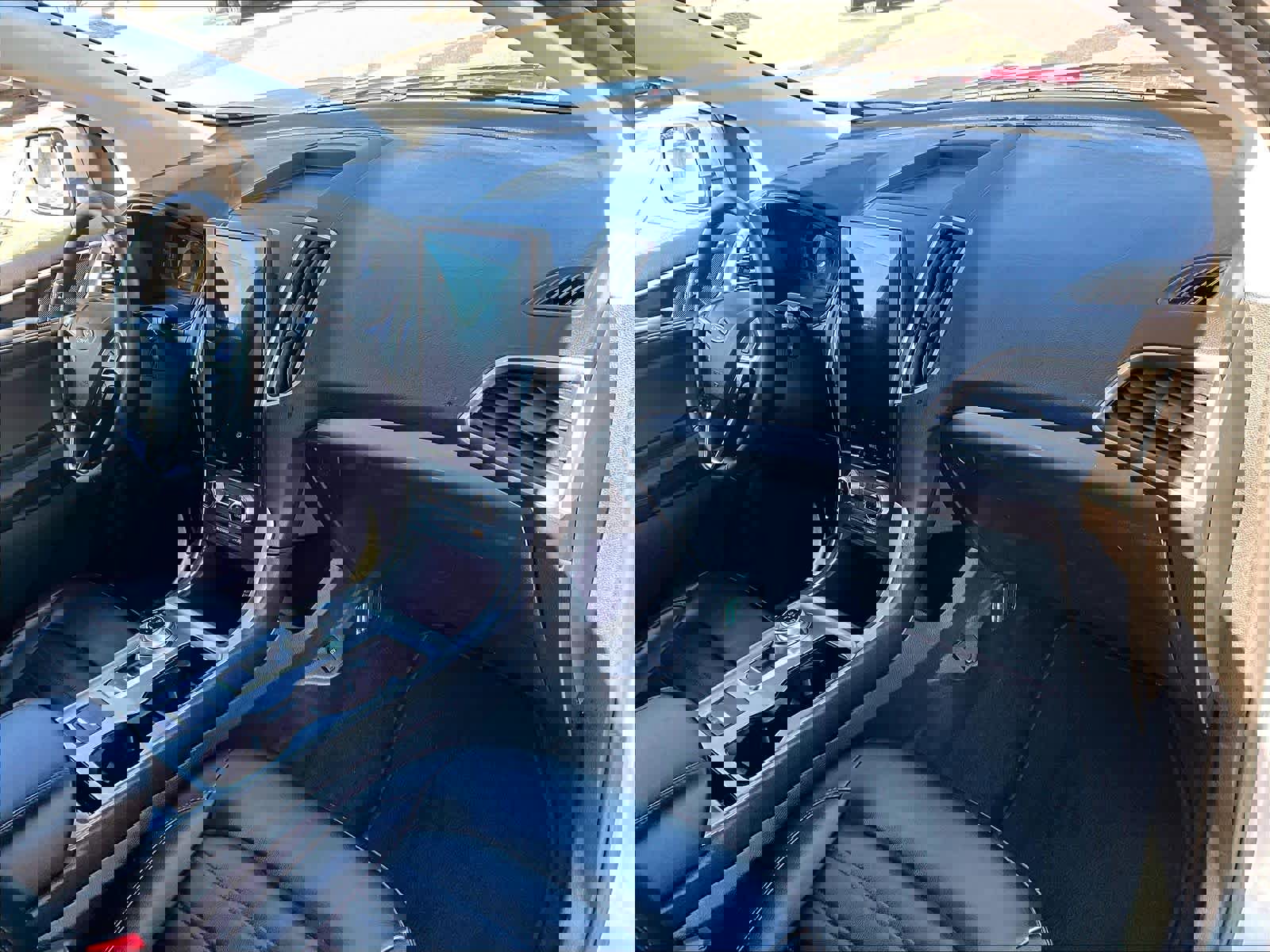 Used 2024 Ford Edge SEL image 14