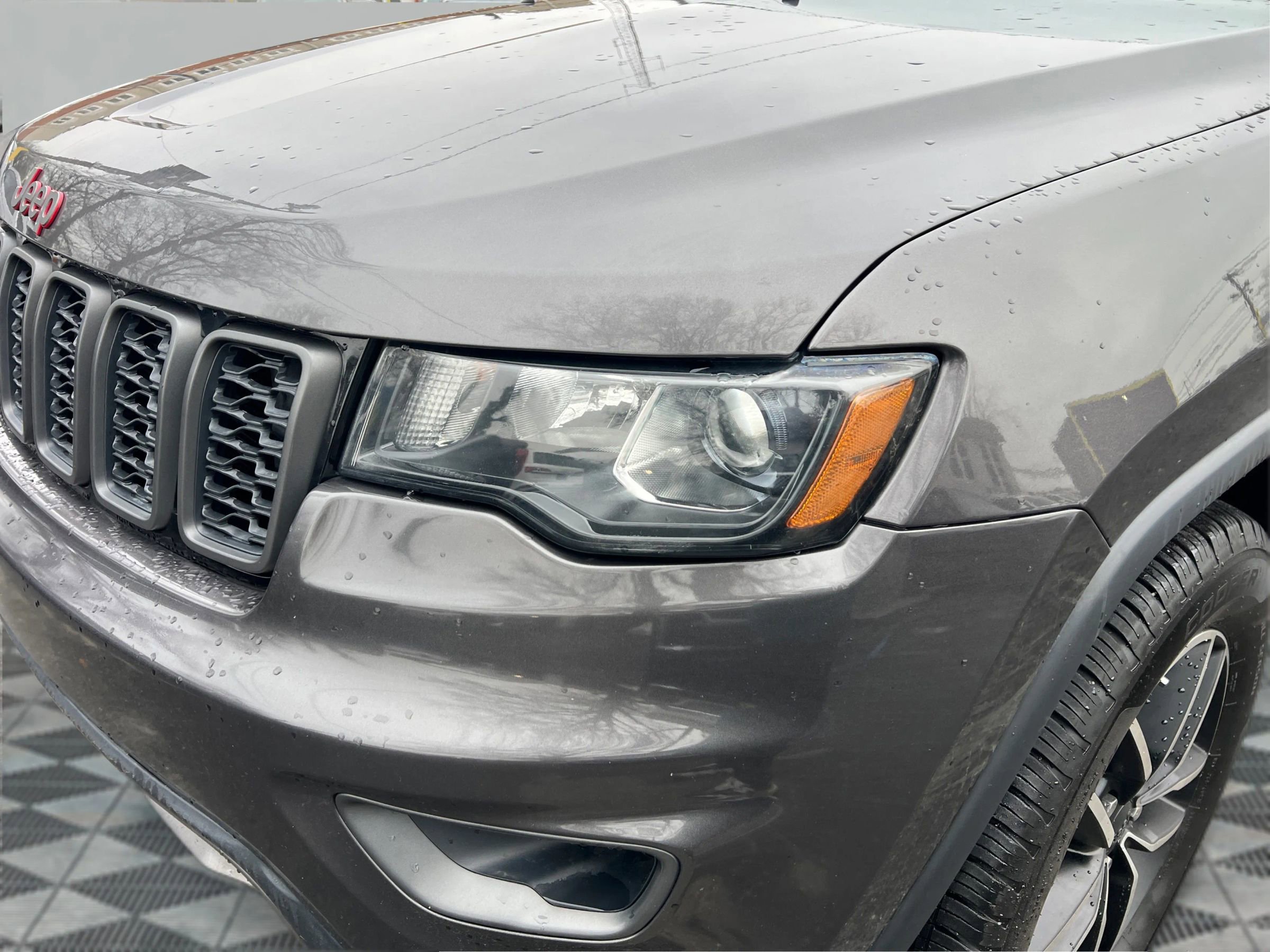 Used 2019 Jeep Grand Cherokee Trailhawk image 23