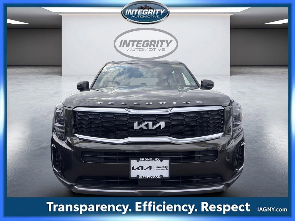 Used 2022 Kia Telluride S AWD/4WD image 2