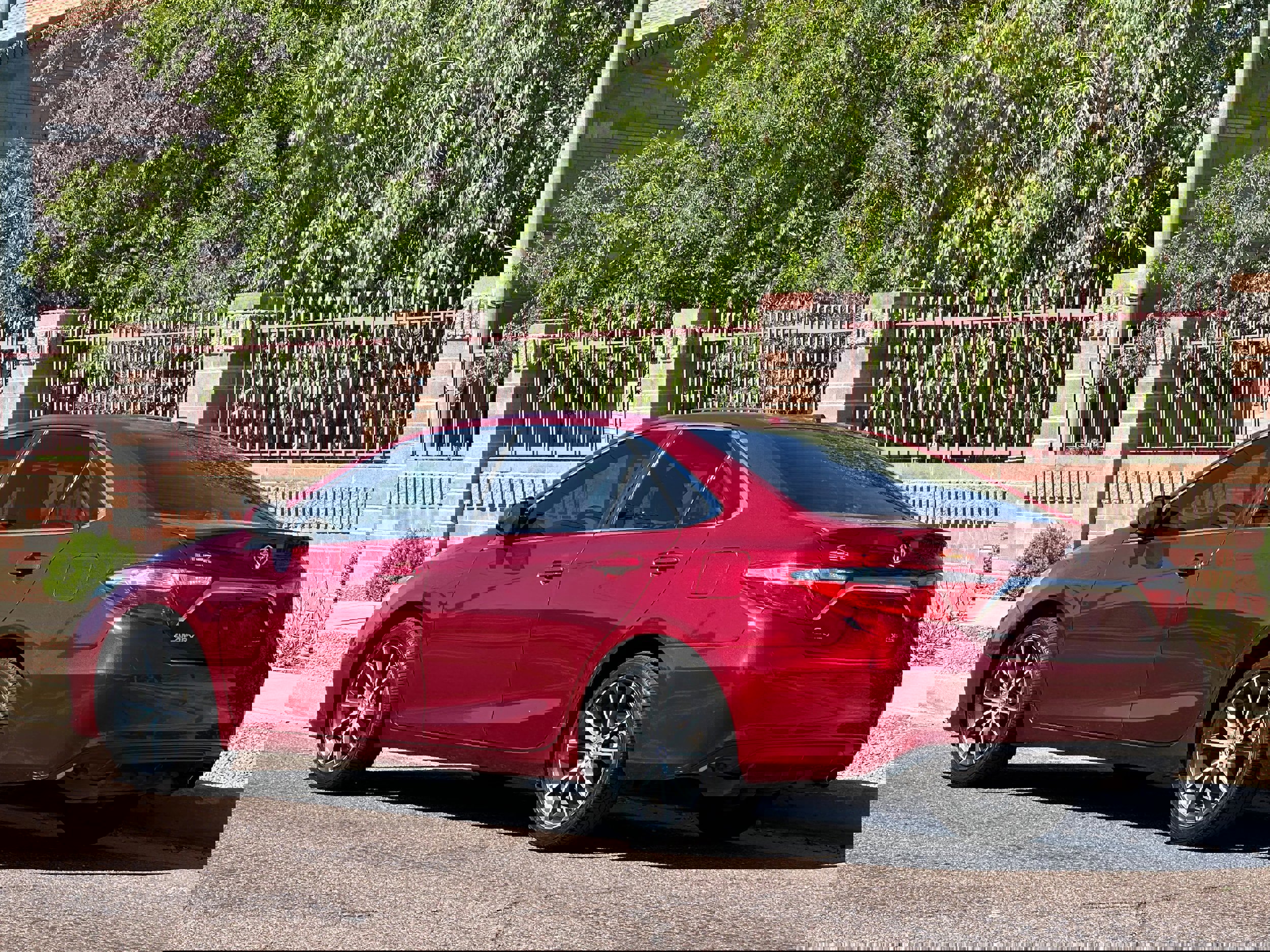 Used 2015 Toyota Camry XSE image 4