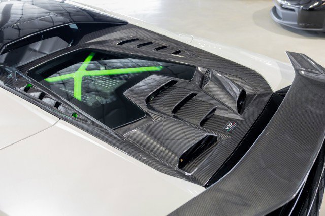 Used 2024 Lamborghini Huracan Tecnica image 18