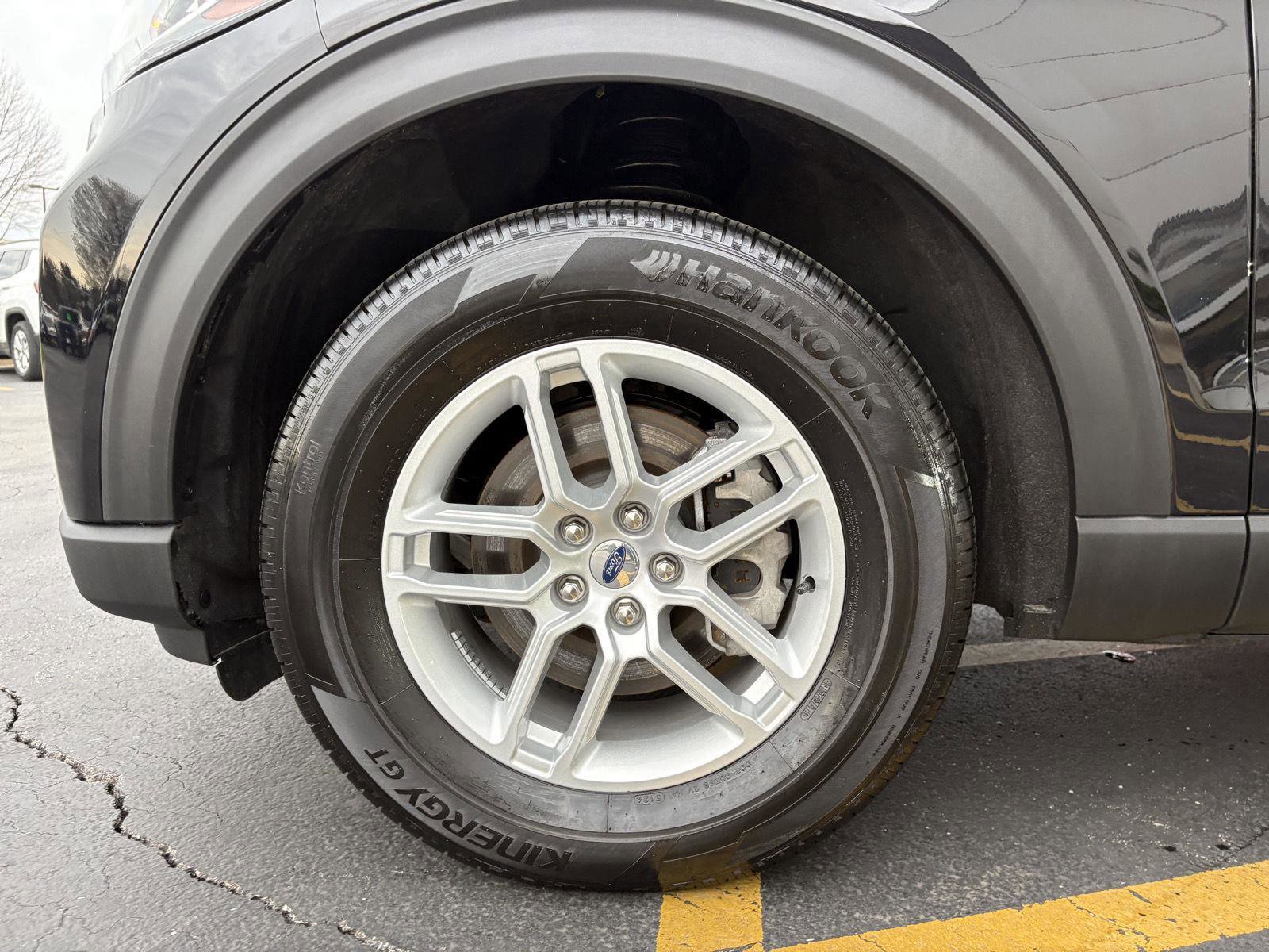 Used 2025 Ford Explorer Active image 26