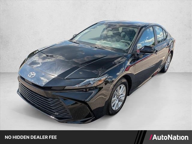 Used 2025 Toyota Camry LE FWD image 1