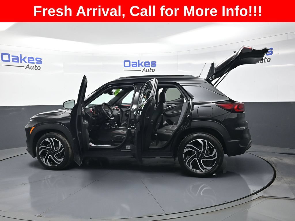 Used 2024 Chevrolet TrailBlazer RS w/ Driver Confidence Package FWD image 54