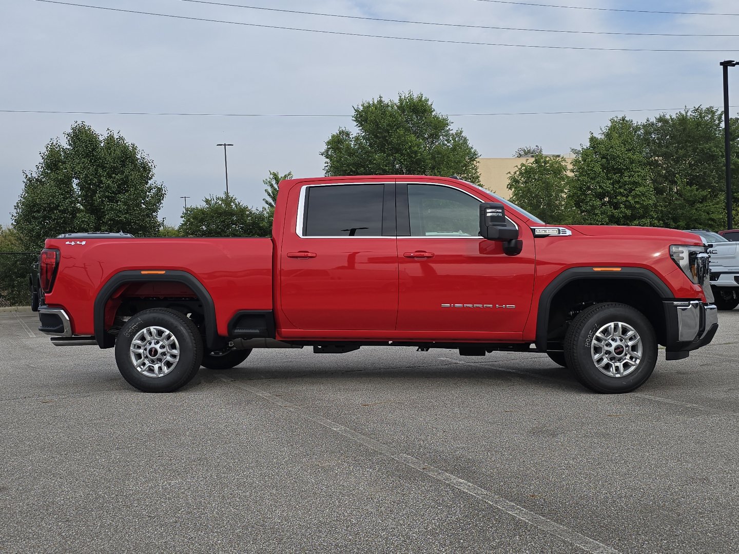 New 2026 GMC Sierra 2500 SLE AWD/4WD image 17