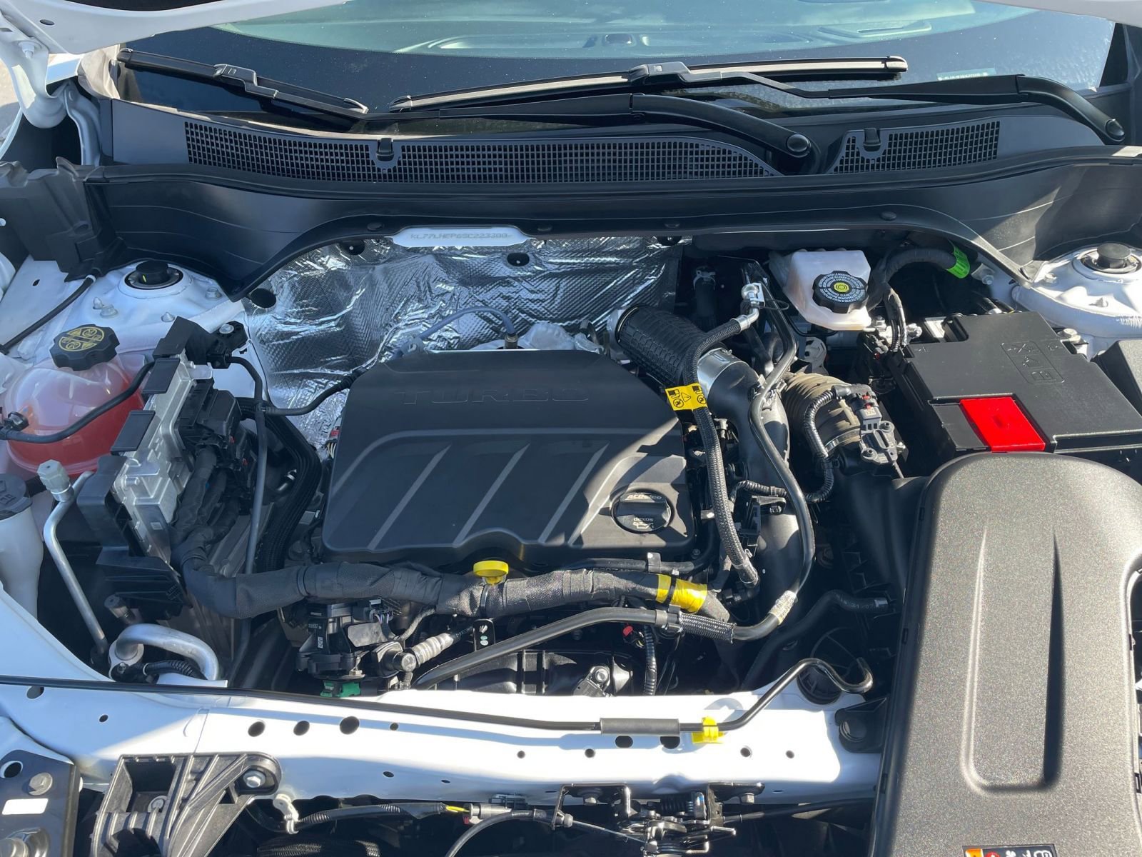 Used 2025 Chevrolet Trax LT image 30