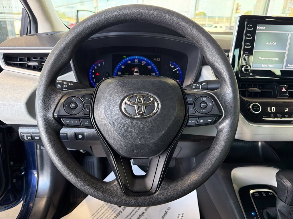 Certified 2021 Toyota Corolla LE FWD image 23