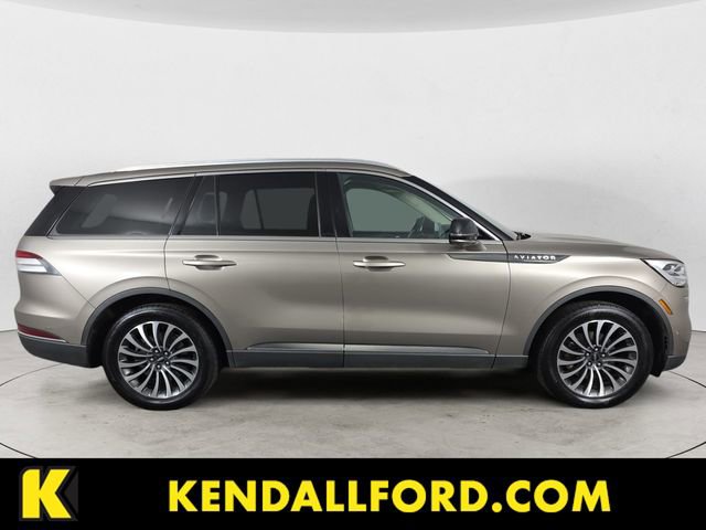 Used 2020 Lincoln Aviator Reserve w/ Equipment Group 201A image 6