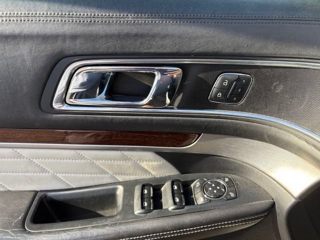 Used 2016 Ford Explorer Platinum AWD/4WD image 10