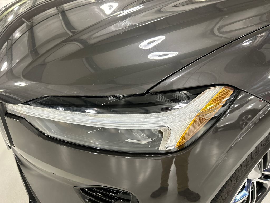 Certified 2023 Volvo XC60 B6 Ultimate AWD/4WD image 7