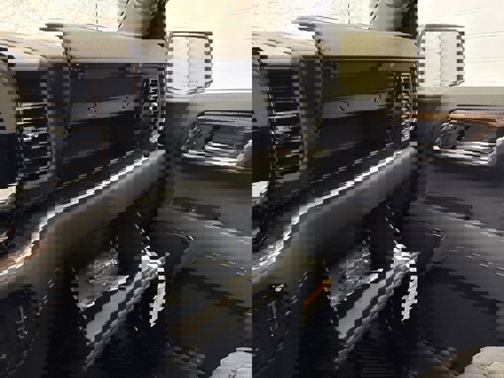 New 2026 Chevrolet Silverado 1500 LT image 22