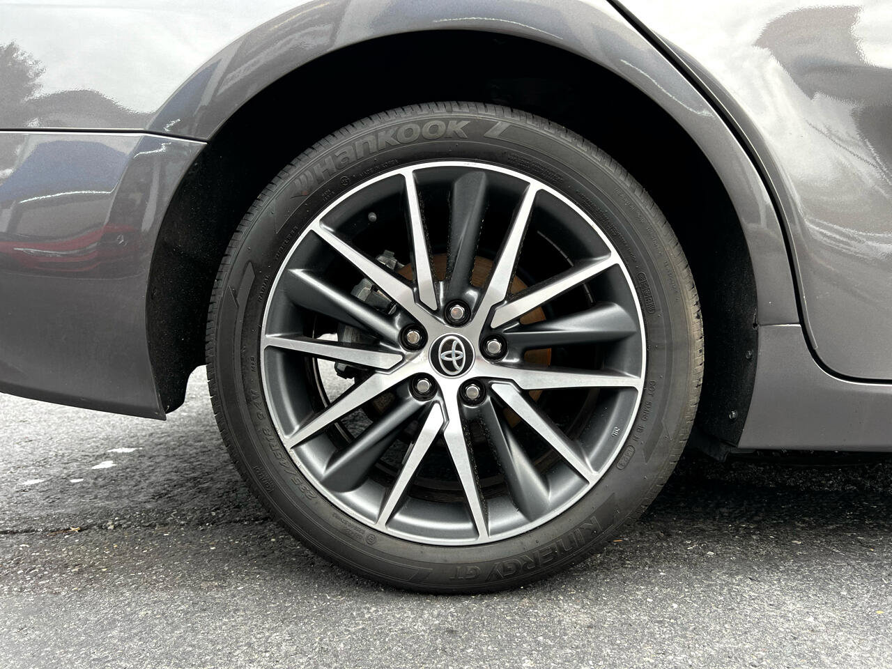 Used 2023 Toyota Camry XLE image 25