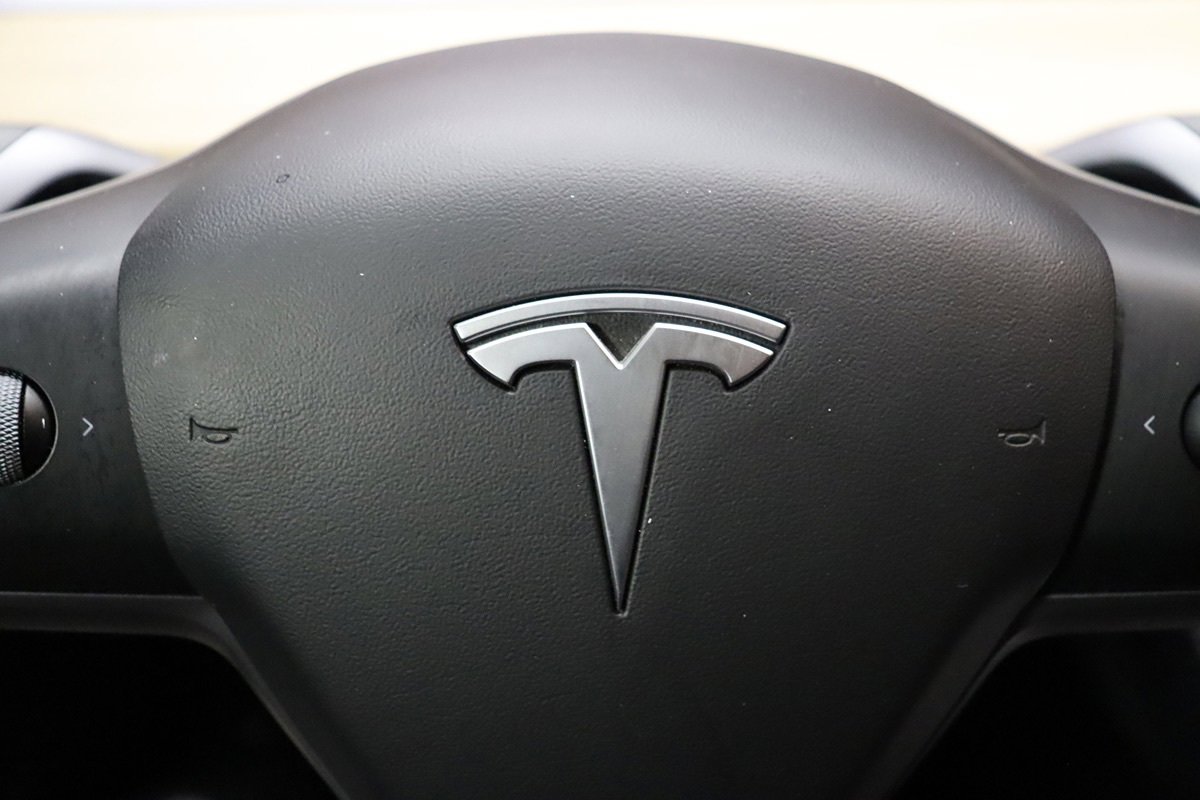 Used 2023 Tesla Model 3 Standard Range RWD image 33