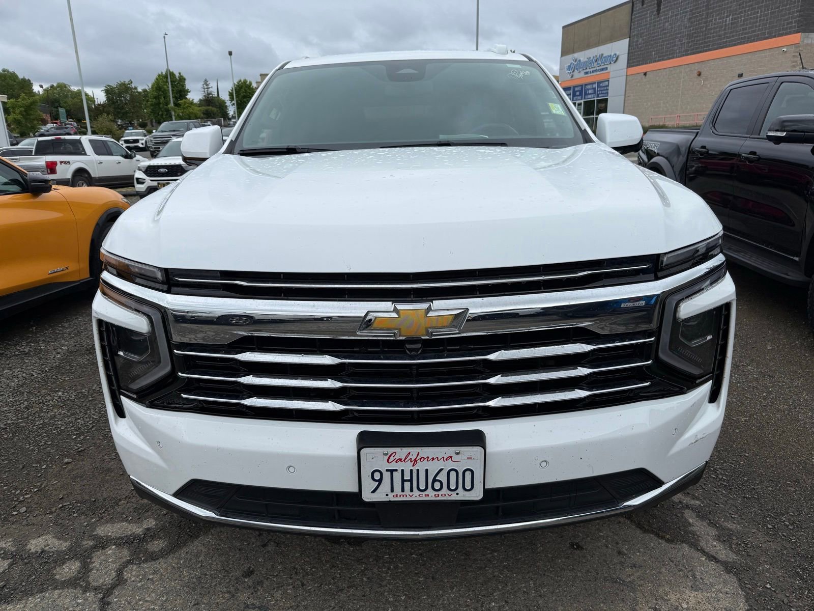 Used 2025 Chevrolet Tahoe LT AWD/4WD image 9