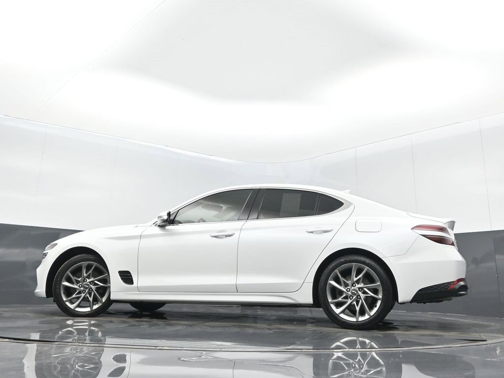 Used 2022 Genesis G70 2.0T image 34