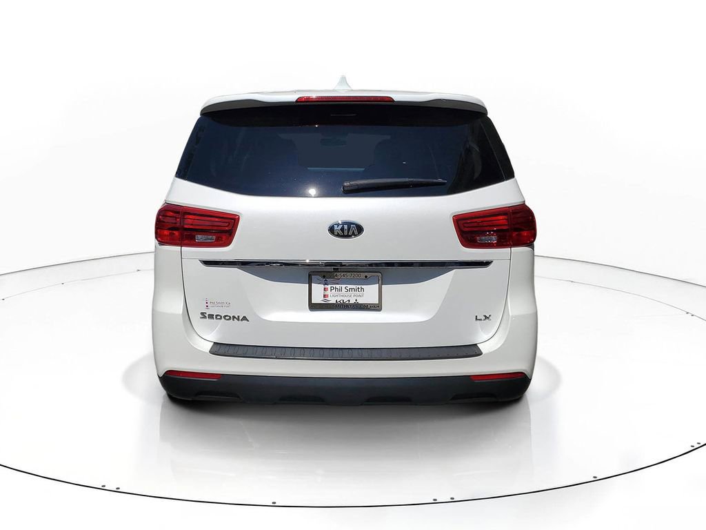 Used 2020 Kia Sedona LX FWD image 5