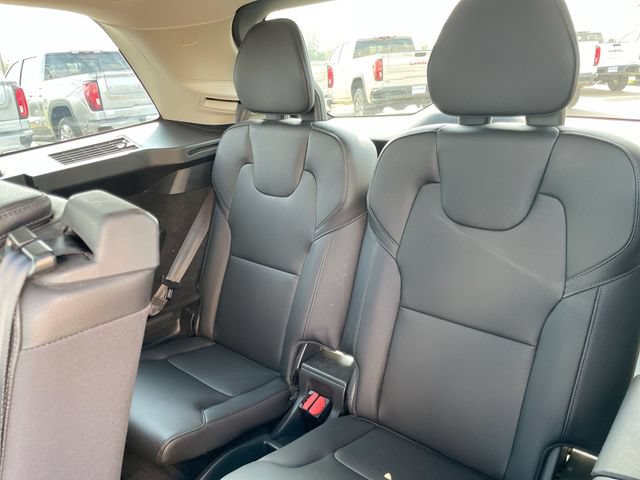 Used 2018 Volvo XC90 T6 Momentum w/ Momentum Plus Package AWD/4WD image 14