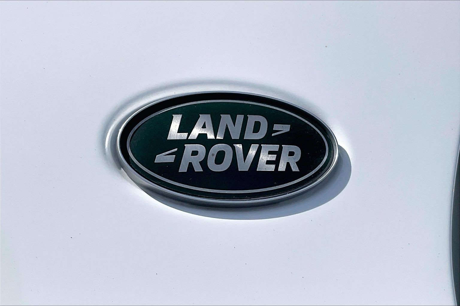Certified 2025 Land Rover Discovery Sport S image 9