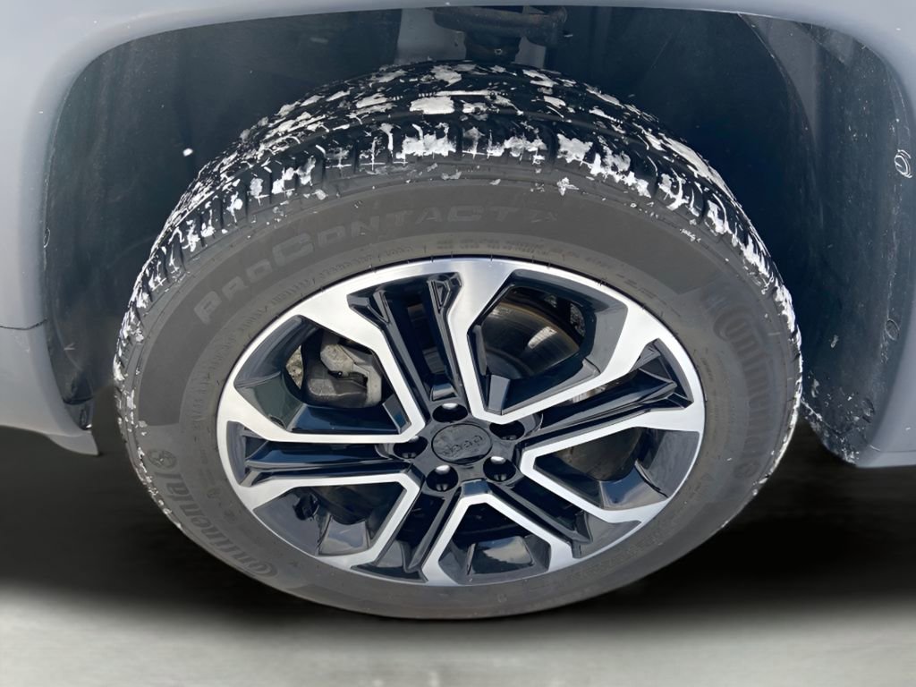 Used 2022 Jeep Compass Limited image 16