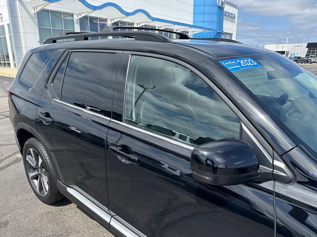 Certified 2023 Honda Pilot Elite image 14