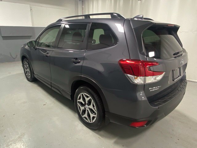 Used 2020 Subaru Forester Premium AWD/4WD image 2