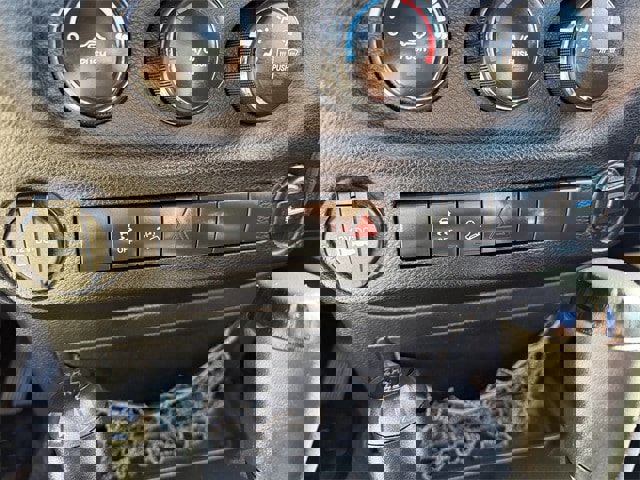 Used 2014 Jeep Wrangler Sport image 21