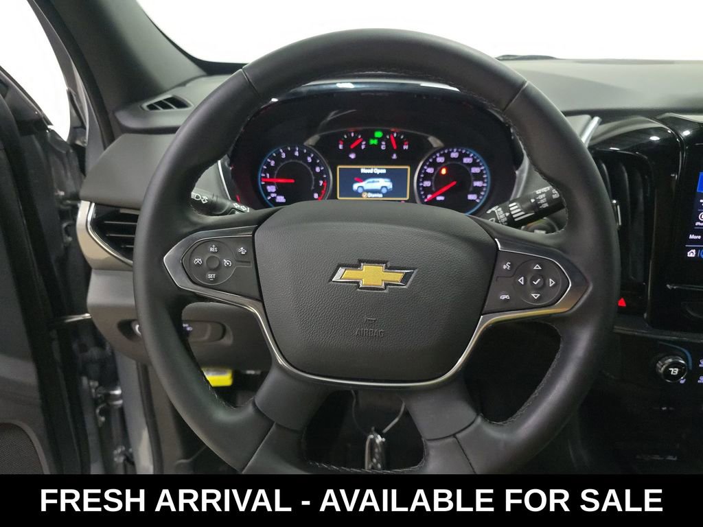 Used 2023 Chevrolet Traverse LT image 10