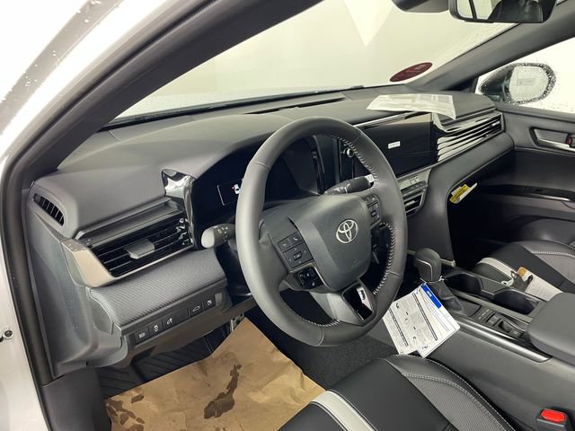 New 2026 Toyota Camry Hybrid w/ Multimedia Upgrade Package image 2