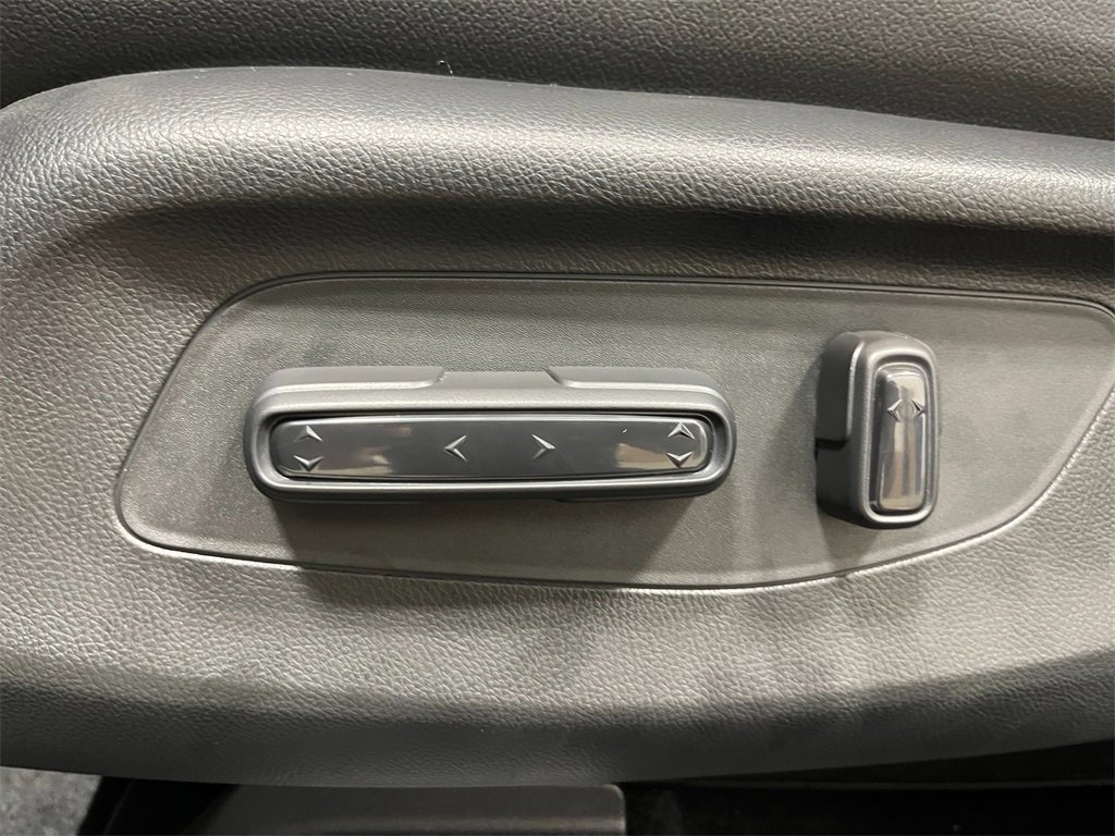 New 2026 Honda HR-V EX-L image 13