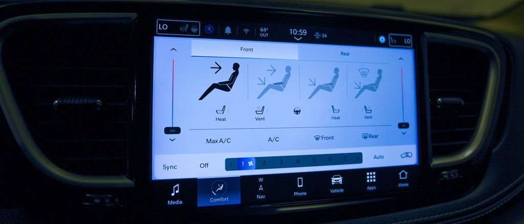 Used 2023 Chrysler Pacifica Limited FWD image 21