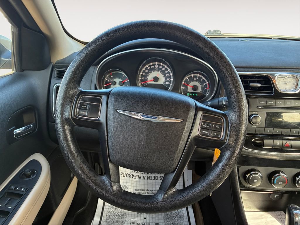 Used 2013 Chrysler 200 LX image 12