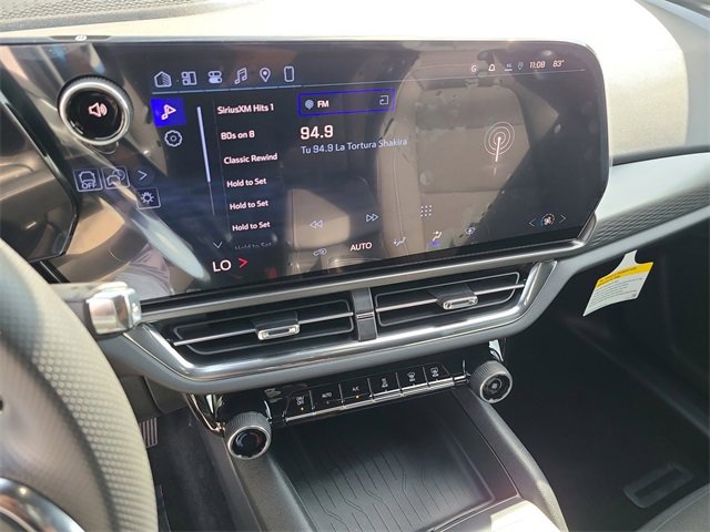 New 2026 Chevrolet Equinox EV LT image 30