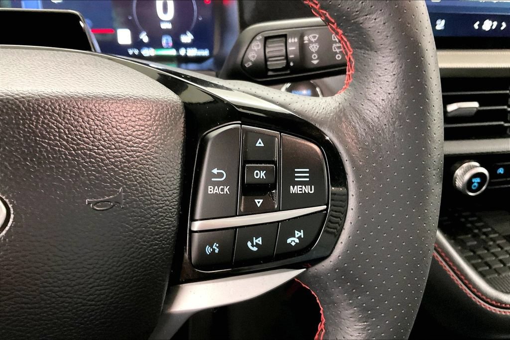 Used 2025 Ford Explorer ST-Line w/ Premium Package AWD/4WD image 11