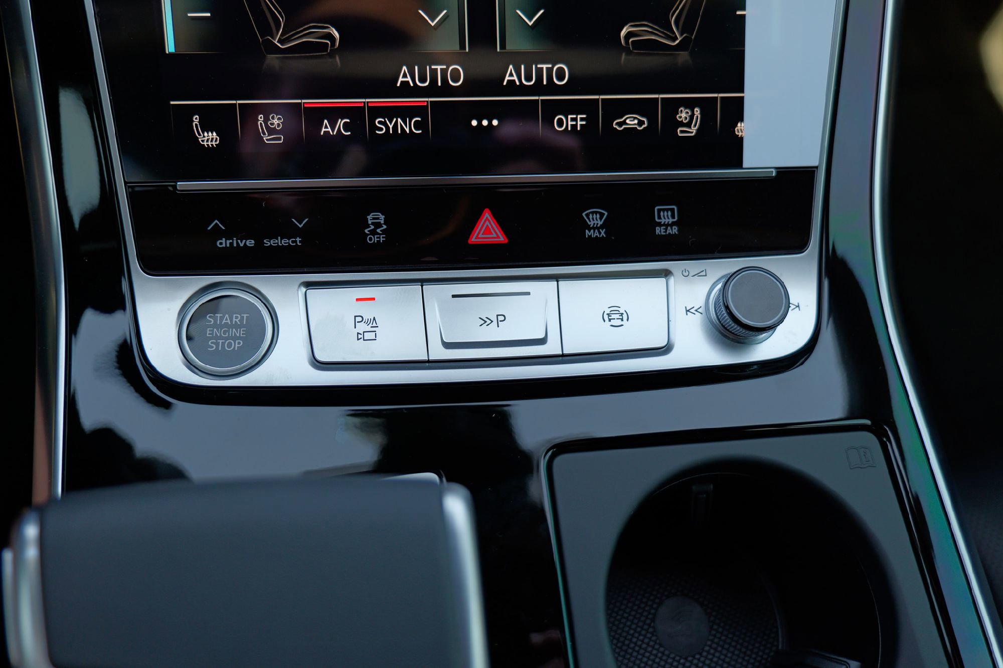 New 2026 Audi Q8 Prestige image 16