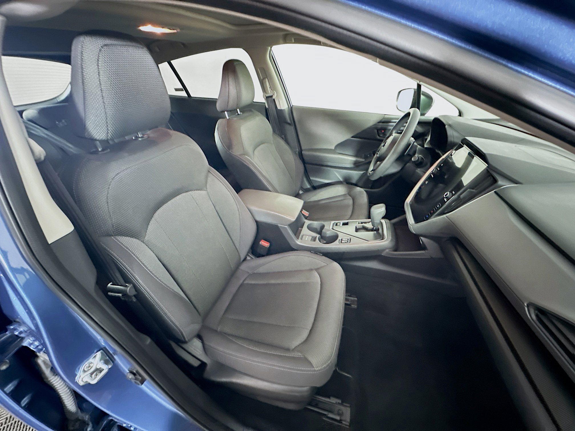 Used 2024 Subaru Crosstrek 2.0i Premium image 29