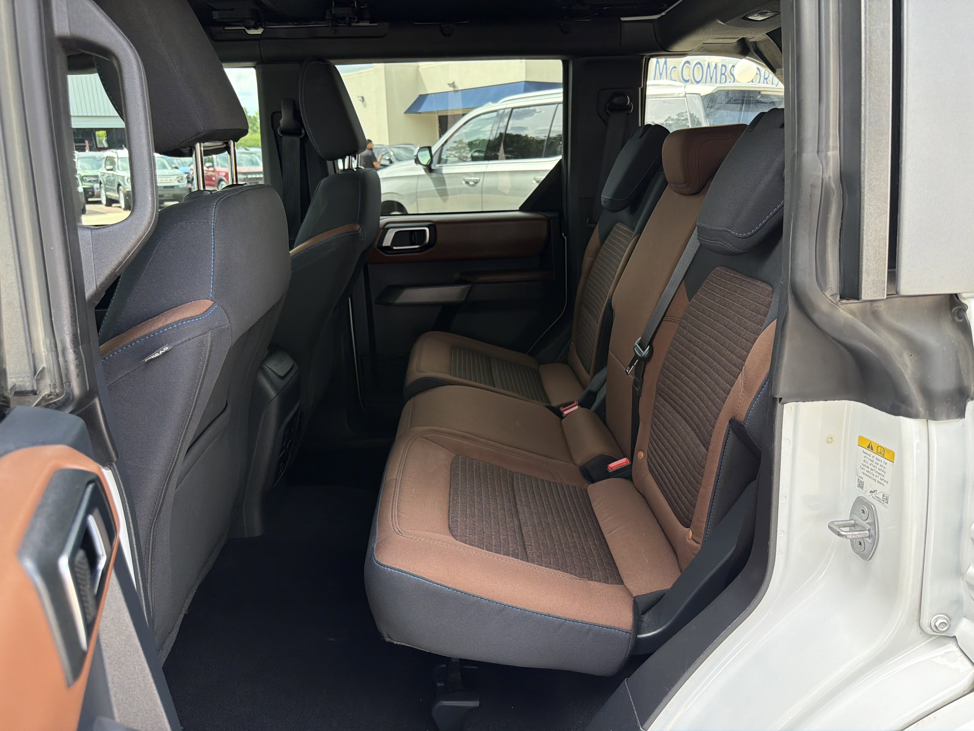 Used 2022 Ford Bronco Outer Banks AWD/4WD image 12