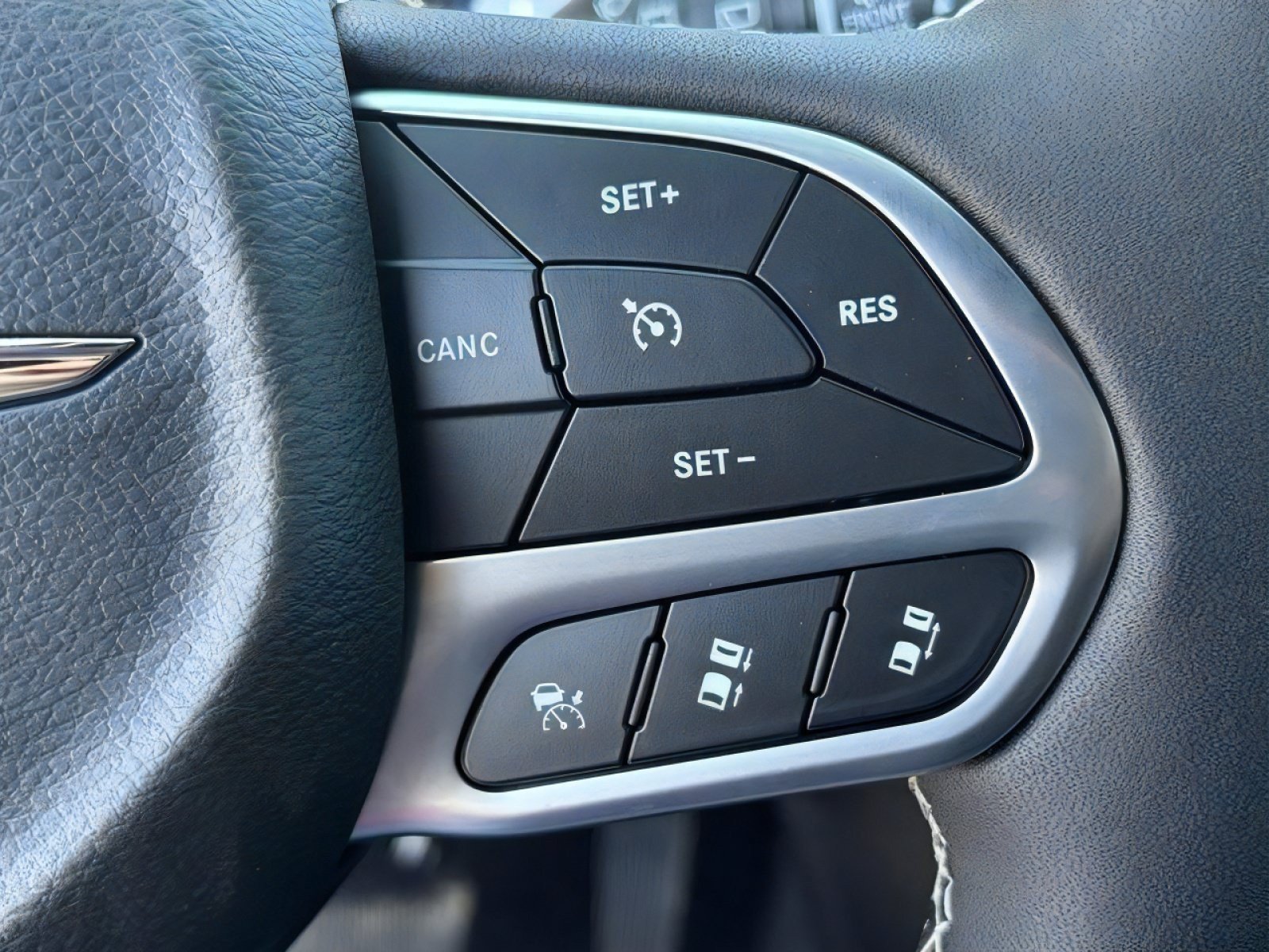 New 2026 Chrysler Voyager LX FWD image 20
