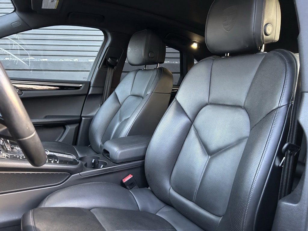 Certified 2020 Porsche Macan S image 17