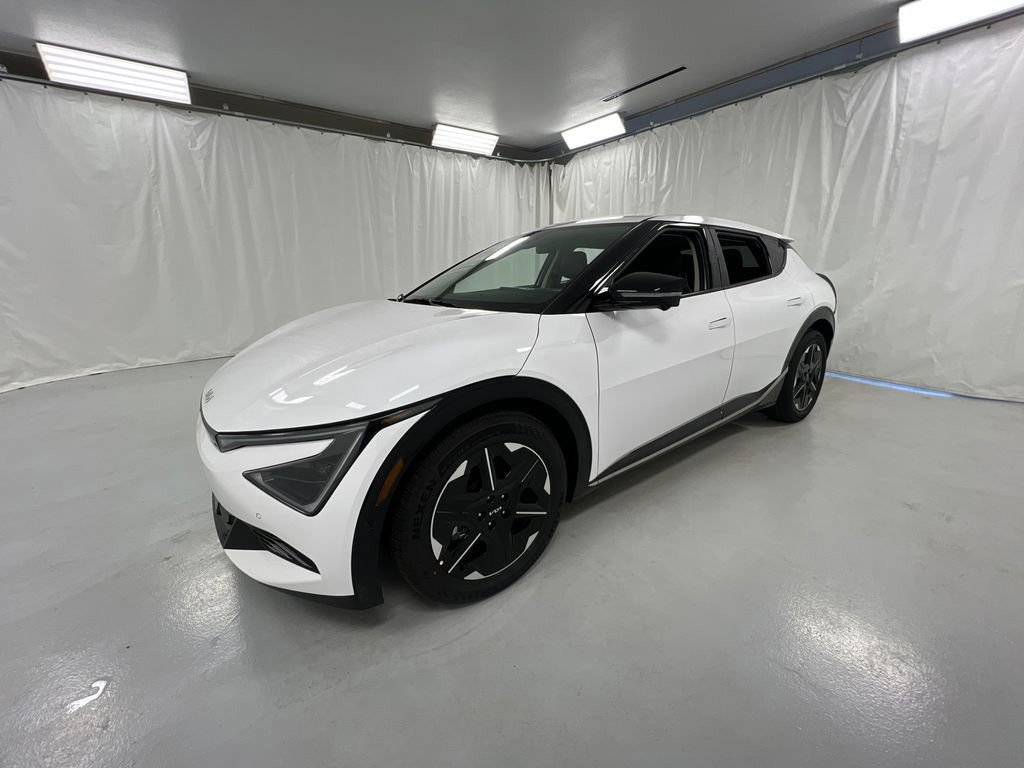 New 2025 Kia EV6 Wind image 6