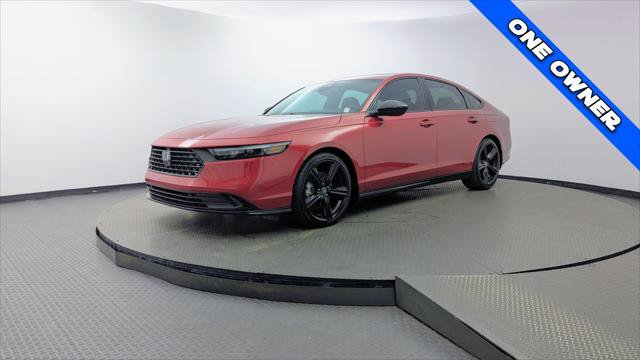 Used 2023 Honda Accord Sport image 2