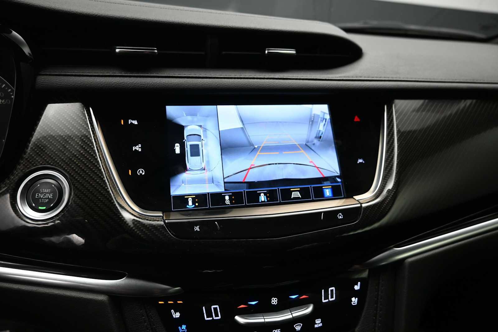 Used 2024 Cadillac XT6 Sport w/ Technology Package AWD/4WD image 21