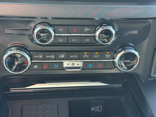 New 2027 Ford F250 Platinum AWD/4WD image 34