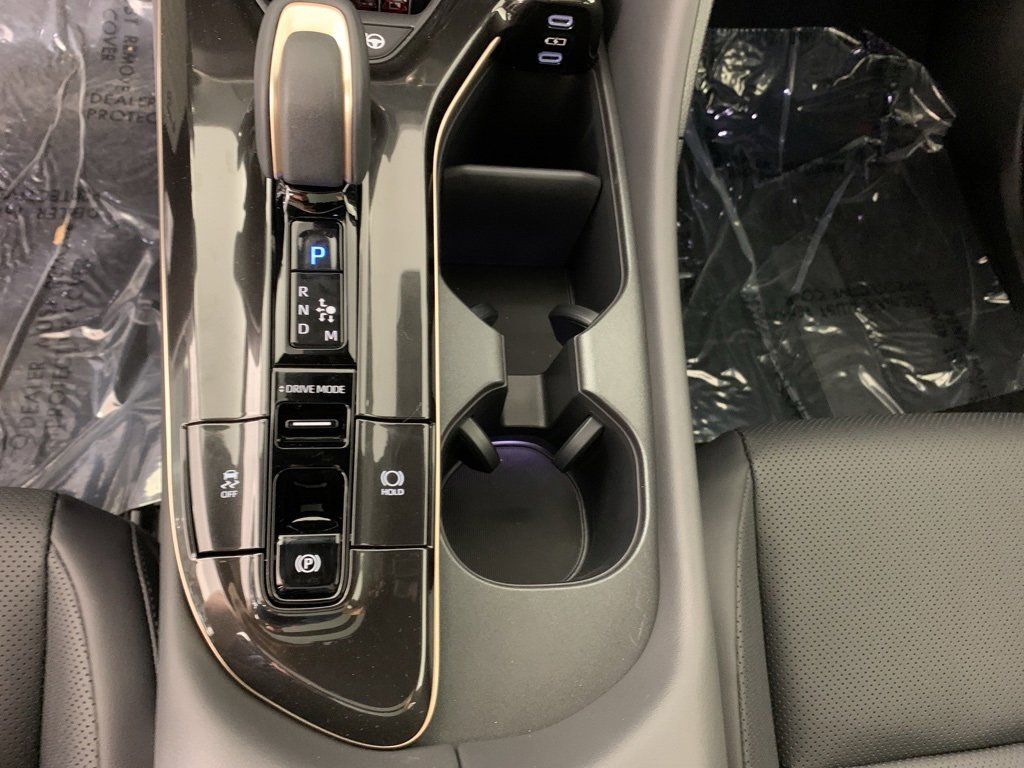 New 2026 Toyota Crown Platinum image 26