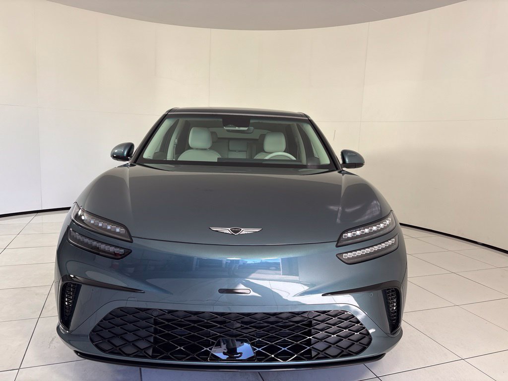 New 2027 Genesis GV60 RWD image 8
