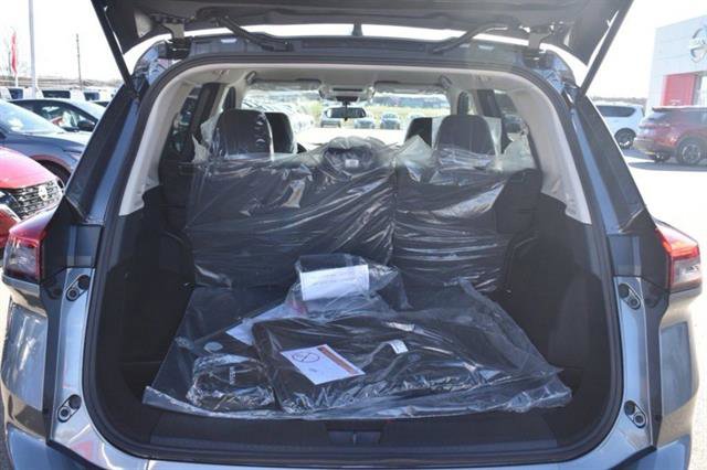 Certified 2025 Nissan Rogue S AWD/4WD image 5