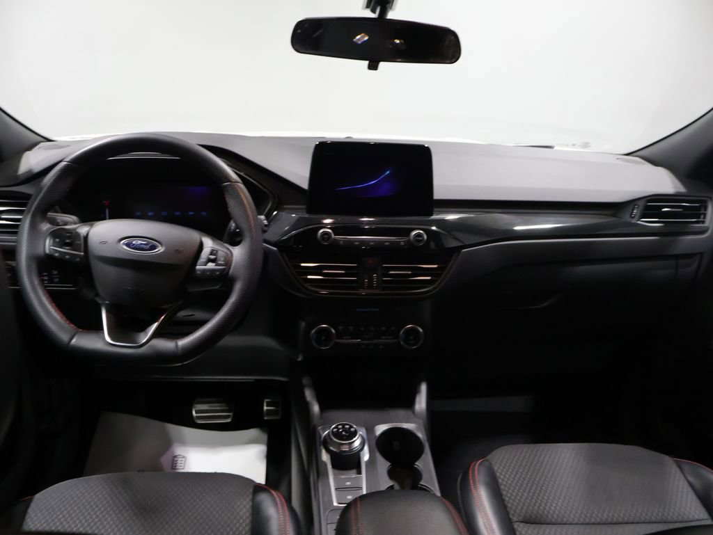 Used 2024 Ford Escape ST-Line image 17